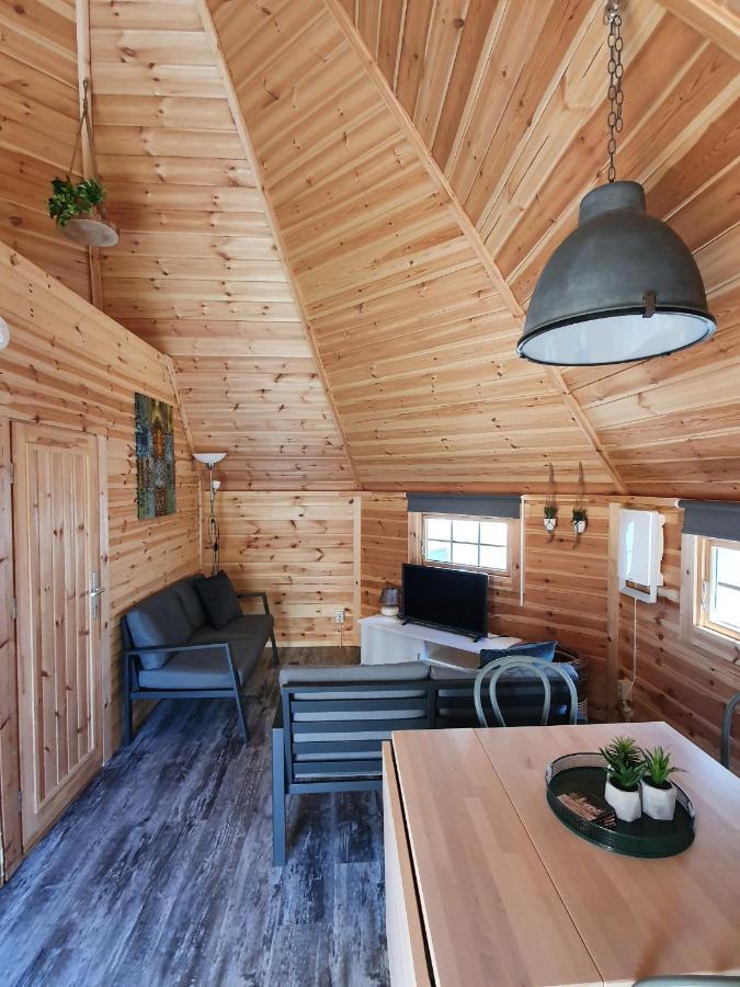 فيلا Finse Kota - Tiny House أوستكابيلي المظهر الخارجي الصورة
