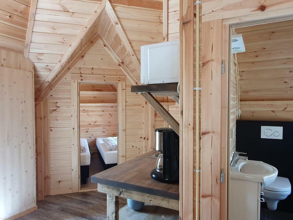 فيلا Finse Kota - Tiny House أوستكابيلي المظهر الخارجي الصورة